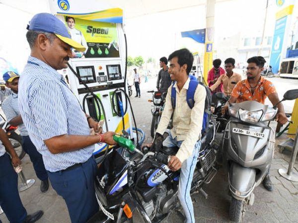 petrol diesel shortage in rajasthan around 2000 petrol pumps have gone dry