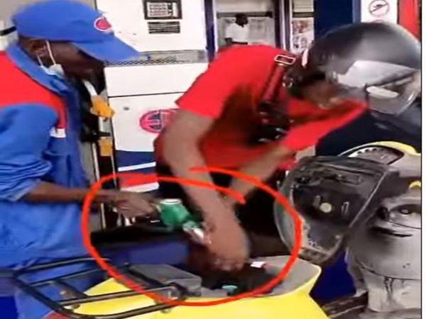 Petrol Funny Video Man Doing Something unique on Petrol pump Funny Video in Hindi