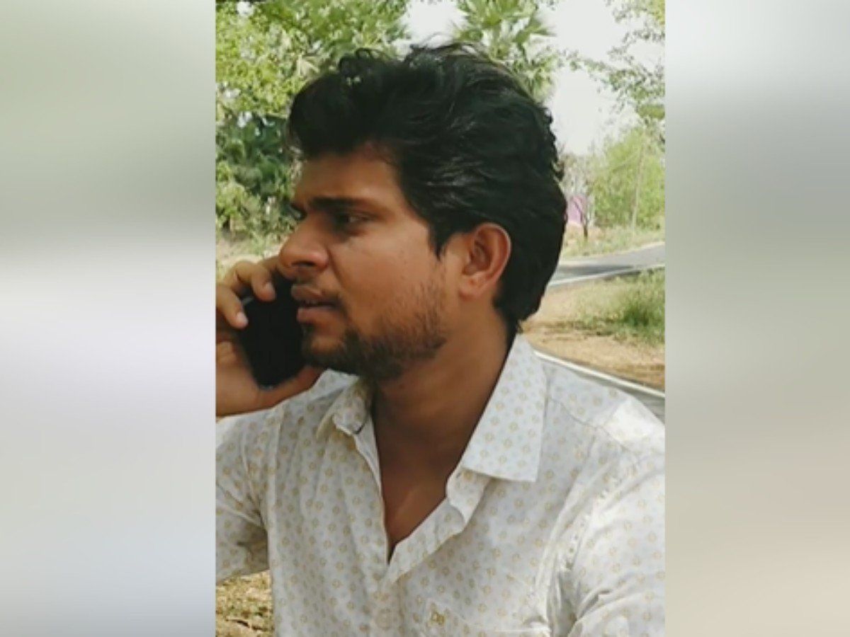 VIDEO: पेट्रोल की बढ़ती कीमत ने प्यार पर लगाया ब्रेक! देखिए किस तरह प्रेमिका से मिलने के लिए तड़प रहा प्रेमी