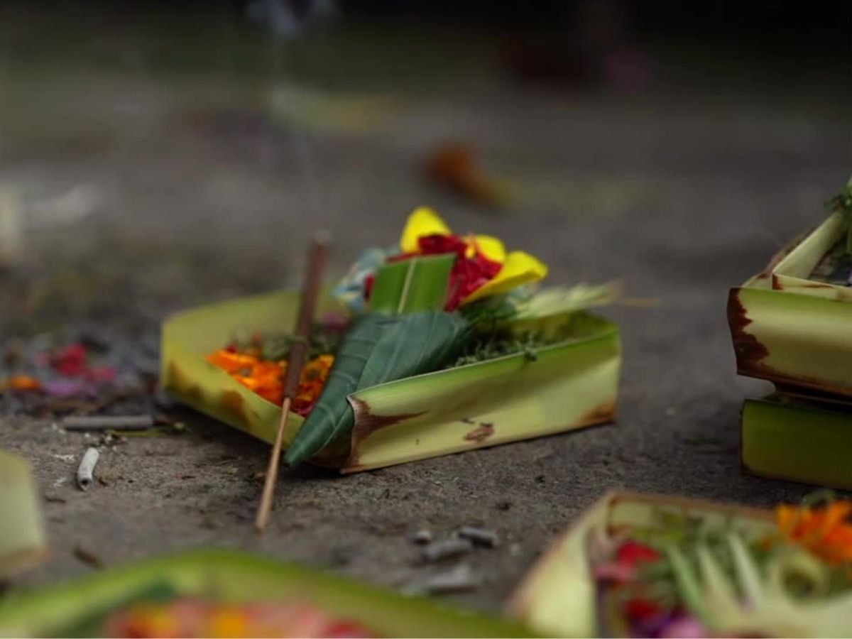Pitru Paksha 2022: क्या बेटियां कर सकती हैं पिंडदान, जानें क्या है श्राद्धकर्म के नियम