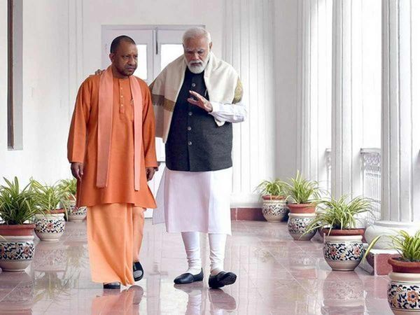 Yogi Adityanath Birthday Many leaders gave best wishes PM said Dynamic CM