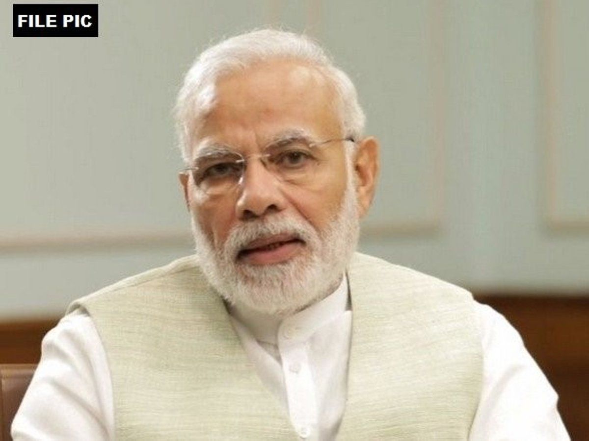 फिटनेस के दिग्गजों से पीएम मोदी की बात, कहा-'मां पूछती है मैं हल्दी ले रहा हूं या नहीं'