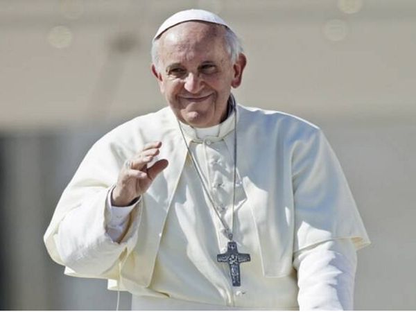 'स्‍वादिष्‍ट भोजन, सेक्‍स से मिलने वाला सुख दिव्‍य', सुर्खियों में आया पोप फ्रांसिस का बयान