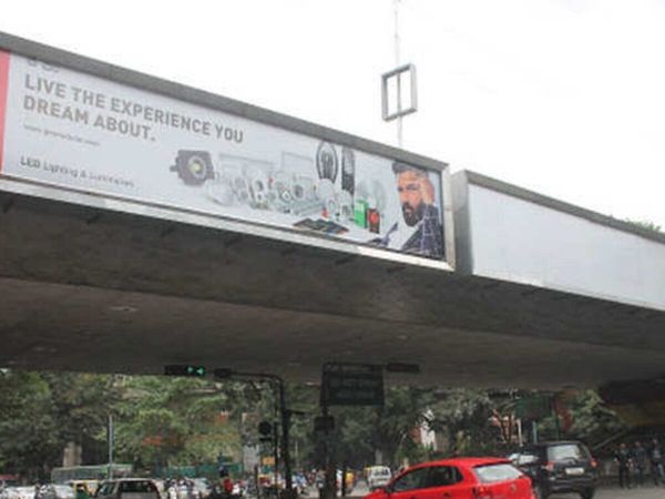 Pune police PMC begin crackdown on illegal banners hoardings in city