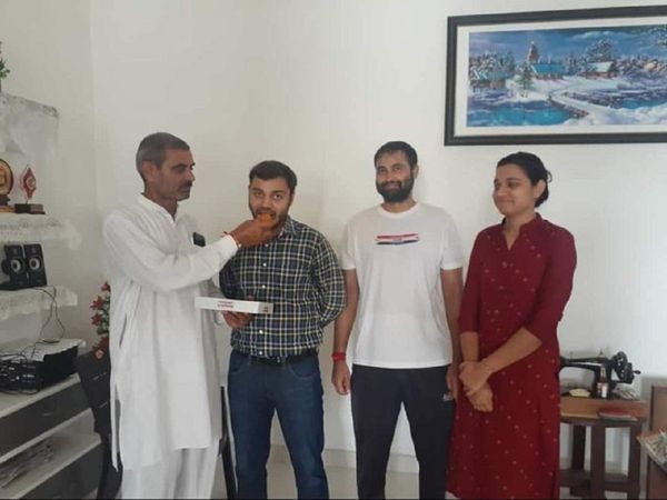 Civil services 2019 topper Pradeep singh: कामयाबी की कहानी प्रदीप सिंह की जुबानी, 'पिता हैं मेरे हीरो'