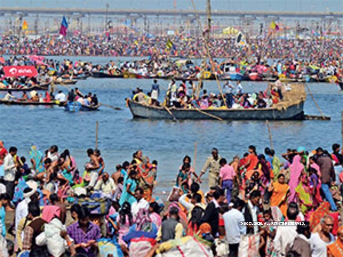 बटाई पर प्रयाग राज में दाढ़ी बाल बना रहे हैं नाई, वजह भी दिलचस्प