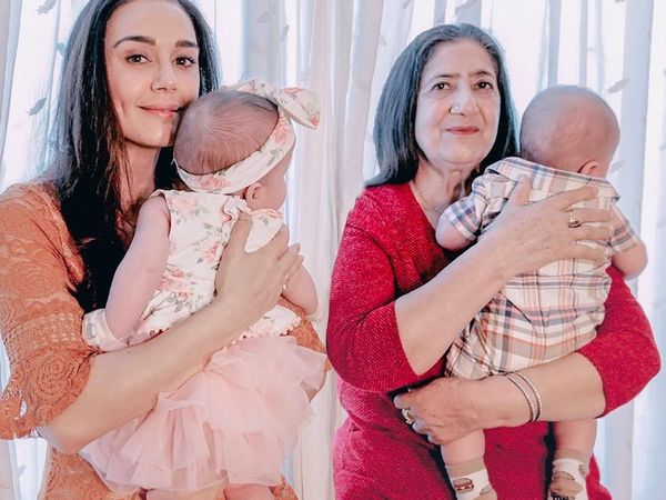 Preity Zinta Children photo: bollywood Actress Preity Zinta shares First glimpse of her Twins kids Jai and Gia on Mother's Day 2022-