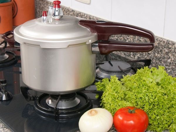 Kitchen tips to fix loose rubber of pressure cooker, kitchen hacks
