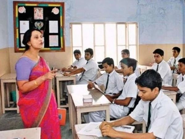 Allahabad HC stays appointment of 69,000 assistant basic teachers in UP