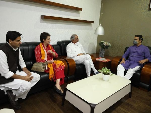 जयंत चौधरी से प्रियंका गांधी की मुलाकात