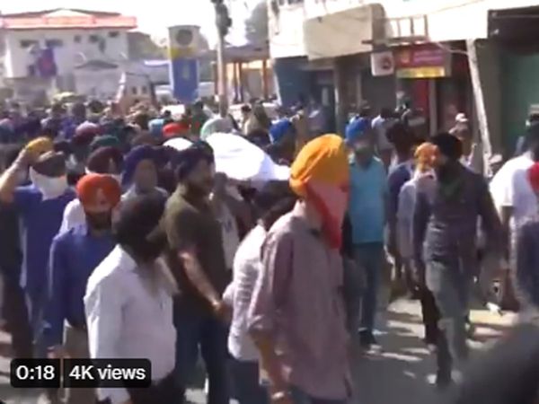  Kashmir Killings: Sikh community protests in Srinagar and Jammu, demands justice 