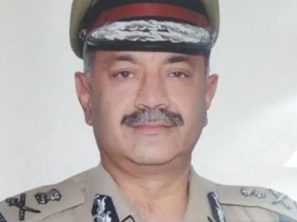 Sidharth Chattopadhyaya given charge of Punjab DGP