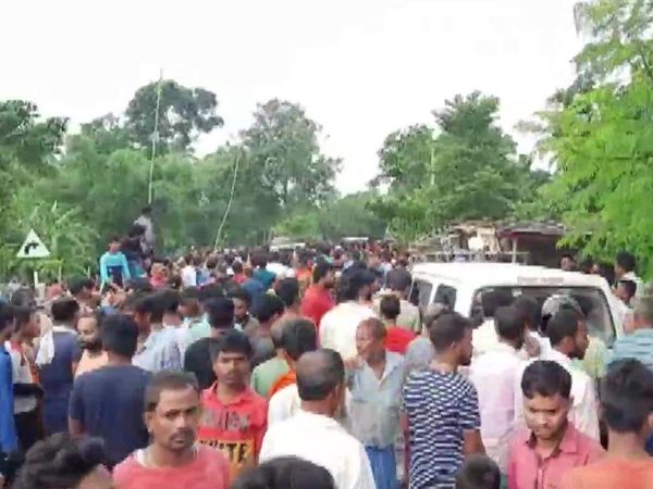 8 killed in road accident, happiness turned into sorrow