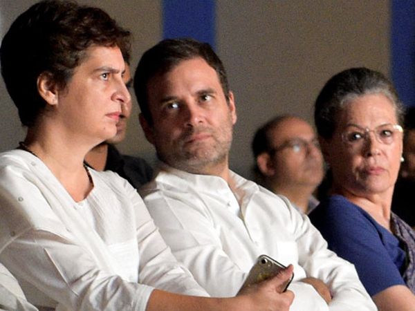 BJP leader CT Ravi takes a jibe on Congress in Sholay style