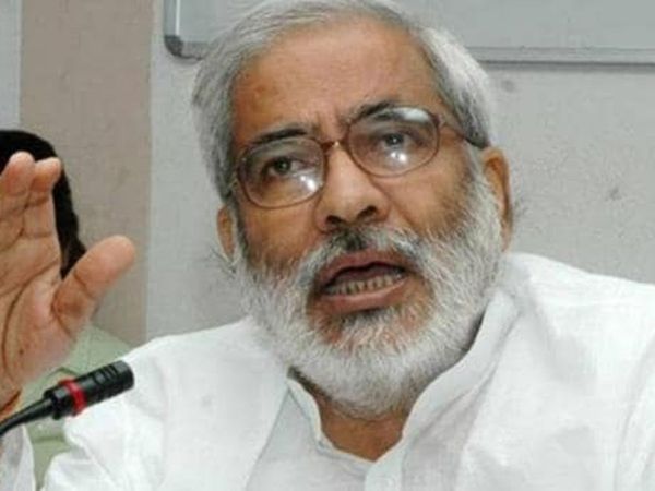 RJD splits in Bihar legislative council, Raghuvansh Prasad Singh resigns from top party post