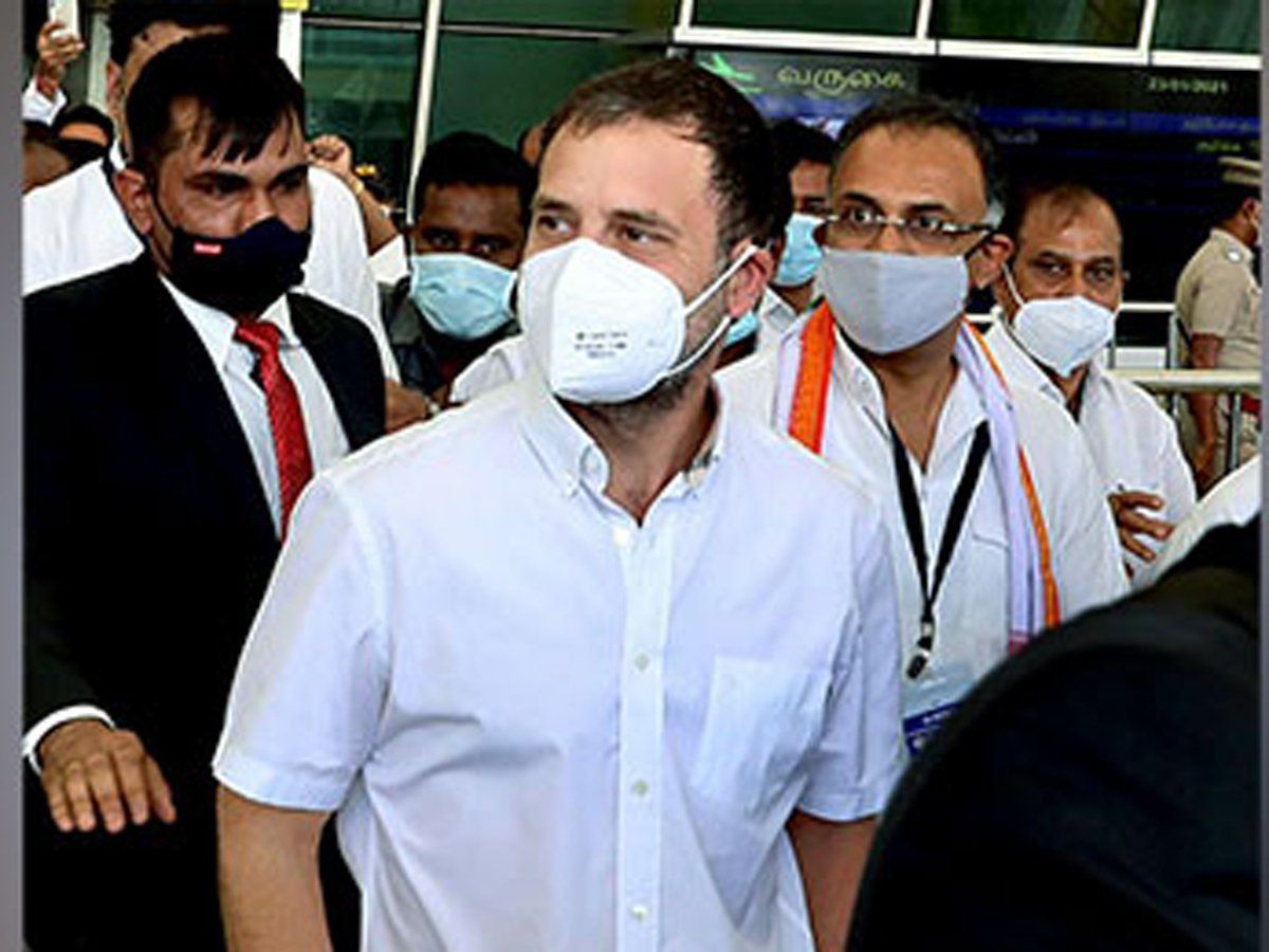 राहुल गांधी फिर विदेश यात्रा पर, राजनीतिक एक्शन के समय क्या हो जाते हैं दूर ?