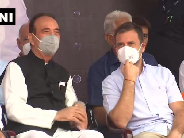 राहुल गांधी का जम्‍मू दौरा, पार्टी कार्यकर्ताओं संग लगाए 'जय माता दी' के जयकारे, BJP-RSS पर साधा निशाना