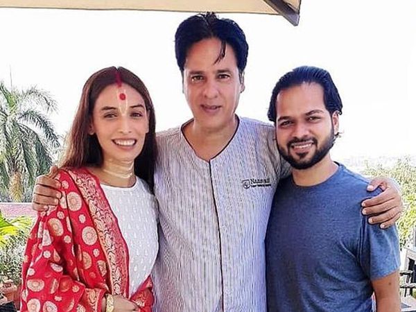 Rahul Roy Family Lashes out at Filmmaker Nitin Gupta | राहुल रॉय के ...