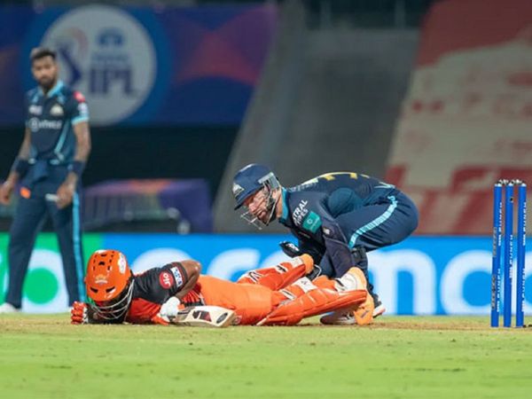 Rahul Tripathi injured