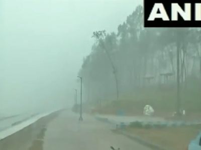 Amphan Toofan News LIVE: तेजी से सुपर साइक्लोन में तब्दील हुआ चक्रवात अम्फान, बंगाल और ओडिशा पर खतरा ज्यादा Amphan Toofan News LIVE: तेजी से सुपर साइक्लोन में तब्दील हुआ चक्रवात अम्फान, बंगाल और ओडिशा पर खतरा ज्यादा