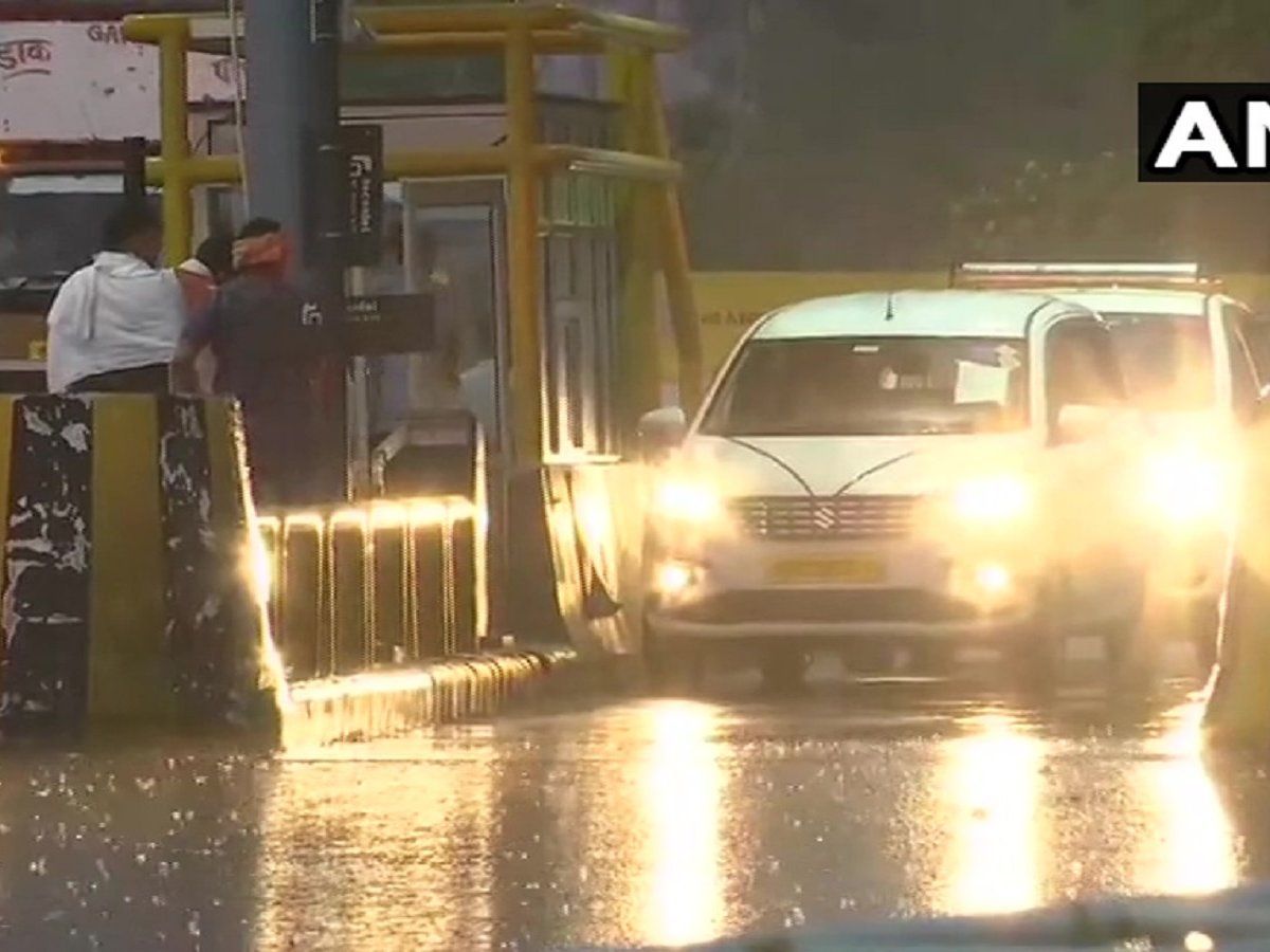 Delhi-NCR rain : दिल्ली-एनसीआर में बदला मौसम का मिजाज, सुबह बारिश के बाद तापमान में गिरावट