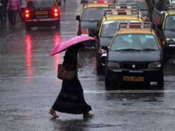 Be alert if you are struck in rain in dream