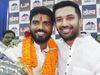 'सेक्स स्कैंडल' में घिरे प्रिंस राज, महिला का शोषण का आरोप