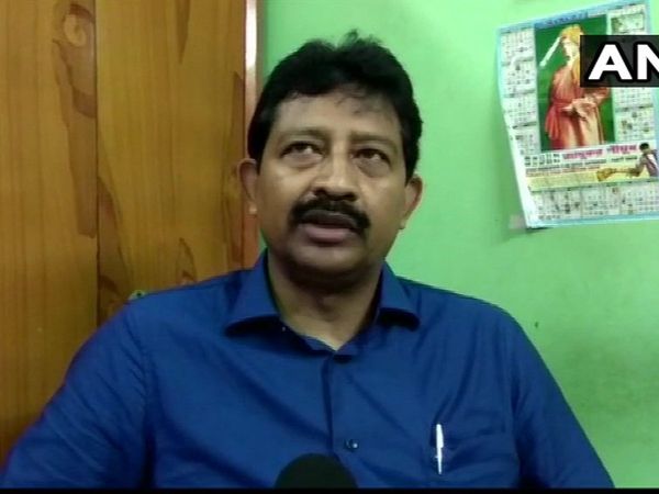  Rajib Banerjee resigns from Mamata Banerjee cabinet