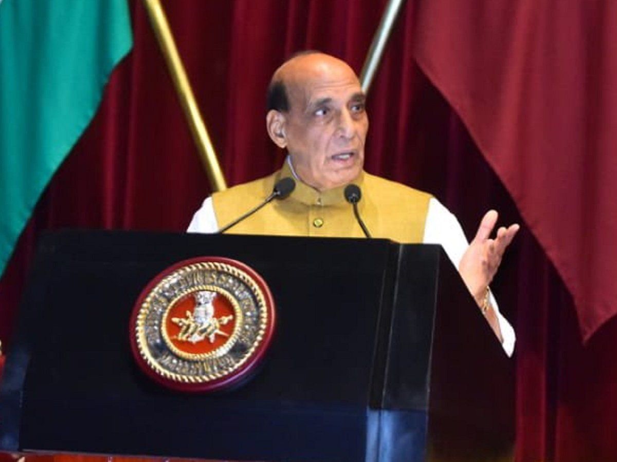 रक्षा मंत्री राजनाथ सिंह ने कहा- अफगानिस्तान में बदलाव भारत के लिए चुनौती, रणनीति पर पुनर्विचार करना पड़ा
