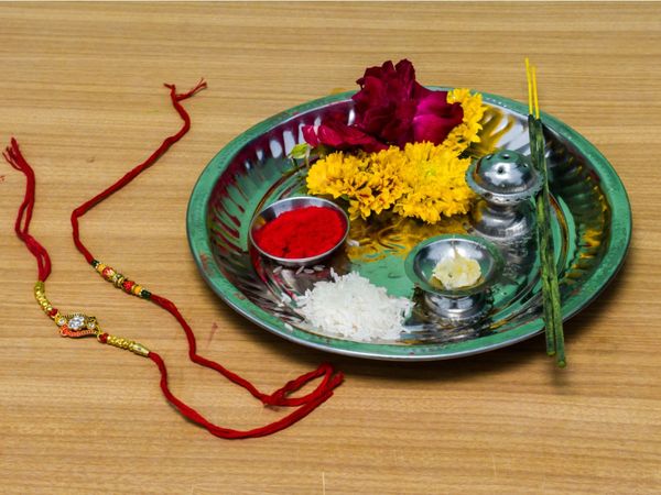 Rakshabandhan 2020 what is Vedic Rakhi for Brother kaise banaye bhai ke liye vedic rakhi