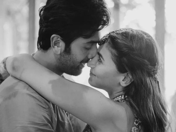 Ranbir Kapoor and Alia Bhatt shoot first ad shoot after marriage inside pictures leaked trending bollywood news