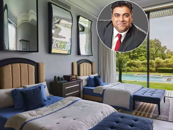 Ram Kapoor new house cost Rs 20 crore which have swimming pool and load area