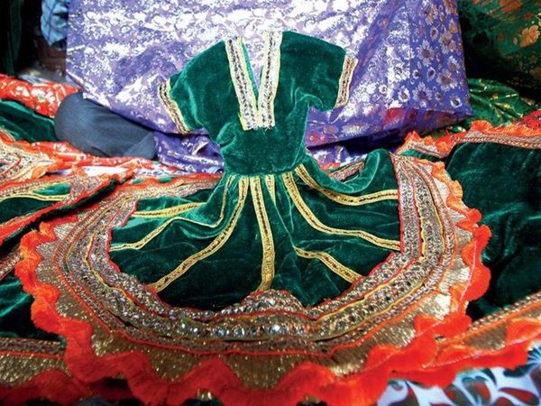 Ram Mandir: भूमि पूजन के दिन हरे रंग की पोशाक में होंगे रामलला, आखिर क्या है वजह