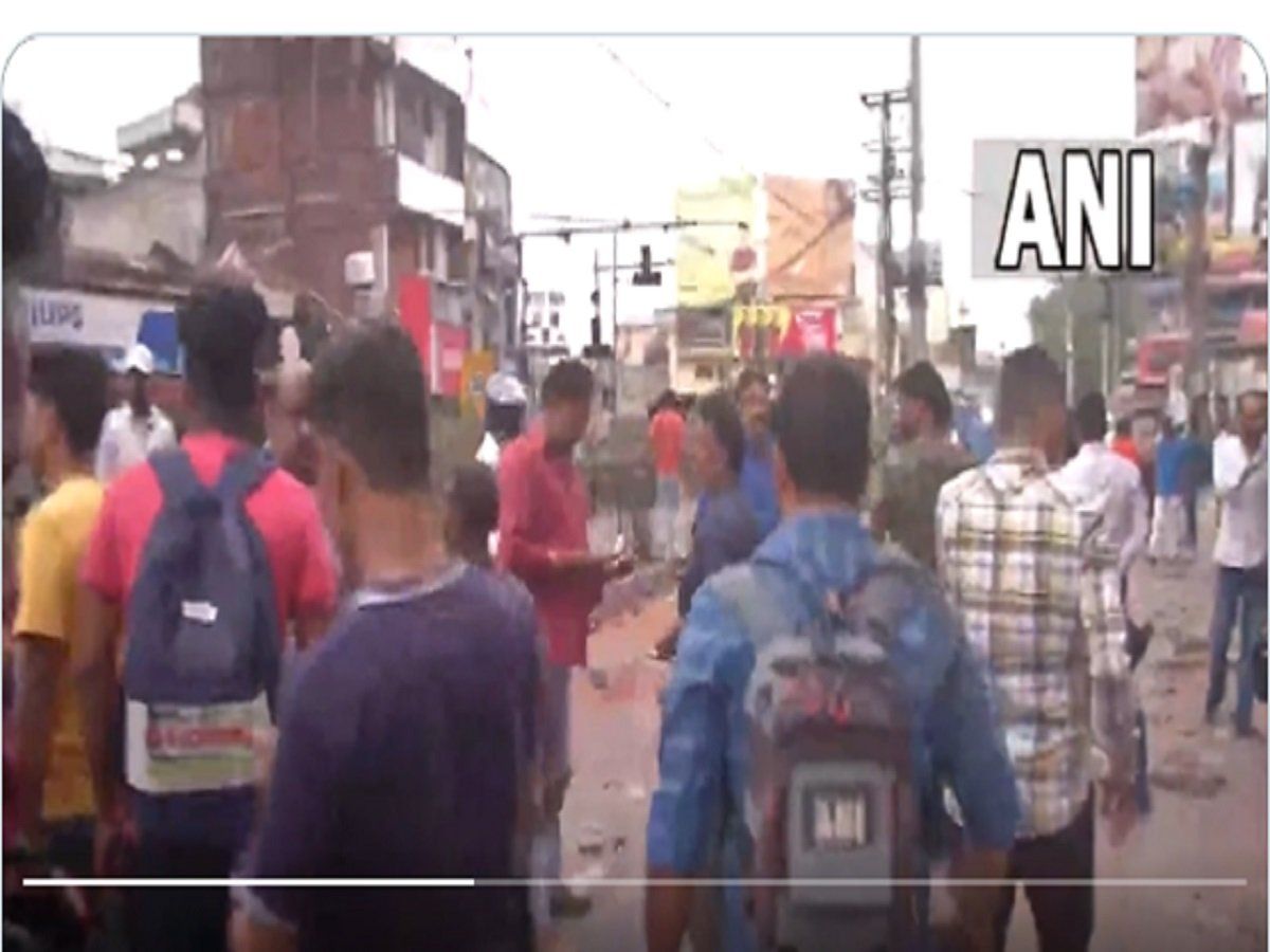 रांची में तनाव और आगजनी के बीच 2 की मौत, पैगंबर मोहम्मद पर टिप्पणी का मामला