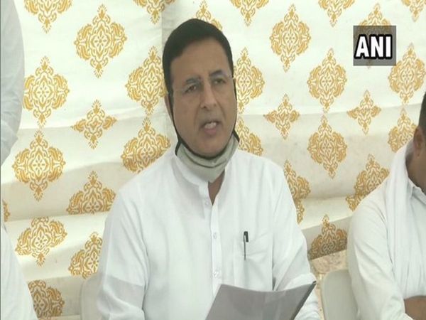 कांग्रेस नेता रणदीप सुरजेवाला