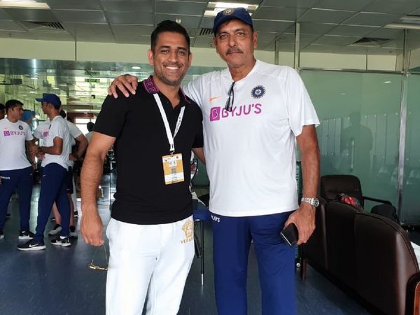 Ravi Shastri with MS Dhoni