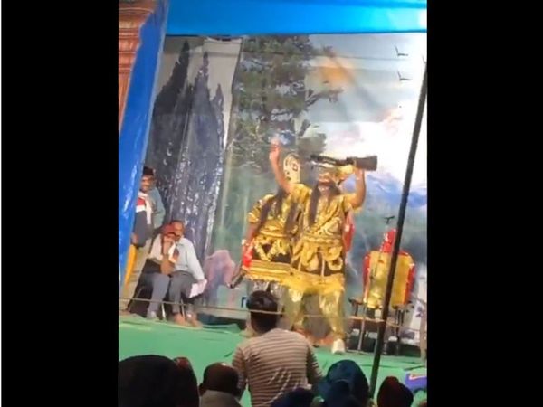 Bhangra Viral Video Ravan Bhangra on Punjabi Song Viral Video in Hindi