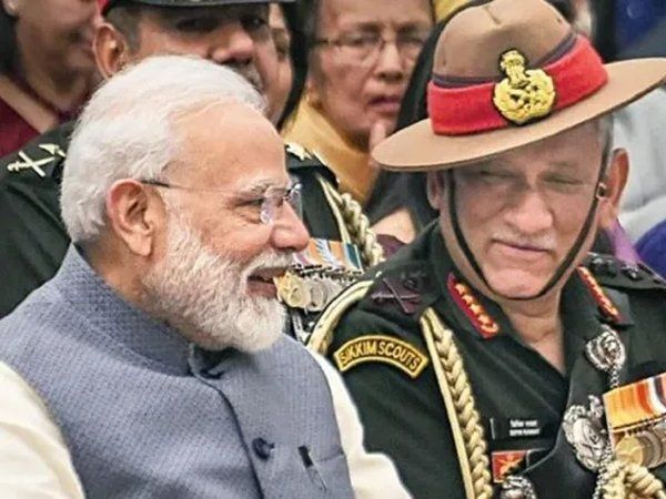 CDS:जनरल बिपिन रावत को पीएम मोदी ने फेयरवेल में बताया- 'आप होंगे देश के पहले सीडीएस'
