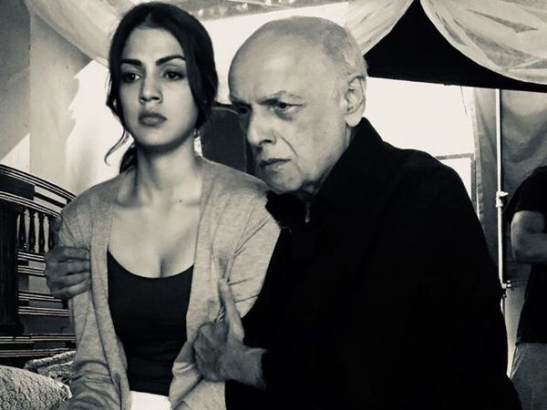 Rhea Chakraborty 16 times exchanged phone call To Mahesh Bhatt in 6 Day Before sushant singh rajput death