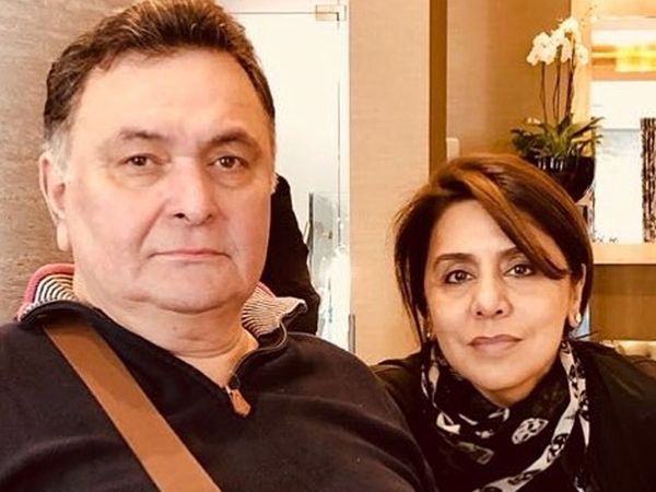 neetu kapoor Husband Rishi Kapoor hospitalised in New Delhi Ranbir kapoor And Alia bhatt with Him