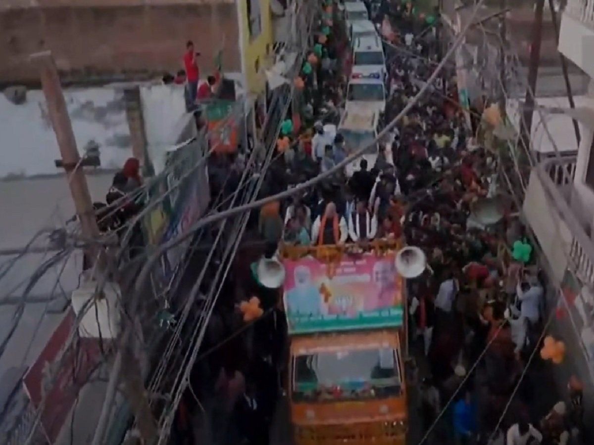 विधानसभा चुनाव प्रचार: चुनाव आयोग ने प्रतिबंधों में दी ढील, प्रशासन की अनुमति से कर सकेंगे रोड शो