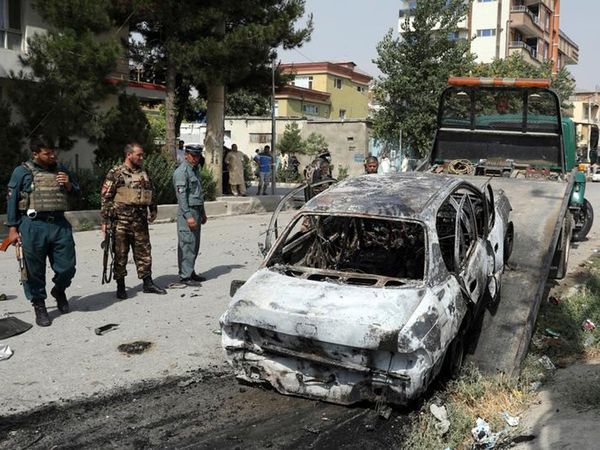Rockets lands near Afghan presidential palace Ashraf Ghani continued Namaz