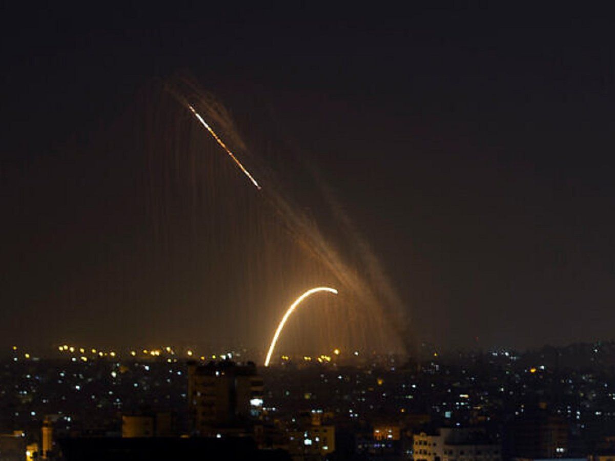 Rockets hit Baghdad's Green Zone Near US Embassy amid tension with Iran ...