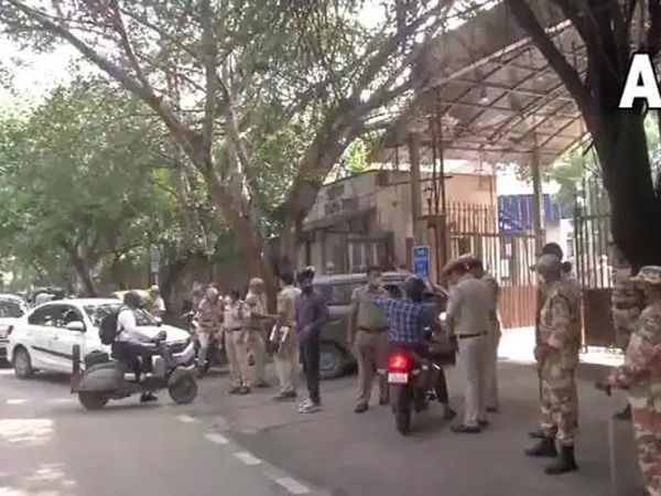 Rohini shootout: Delhi Police to take jailed gangster Tillu Tajpuriya on production remand