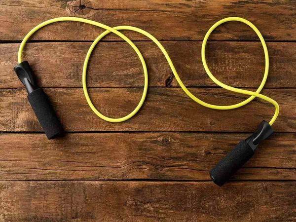 Delhi 10 year old boy dies while jumping rope suffocated to death