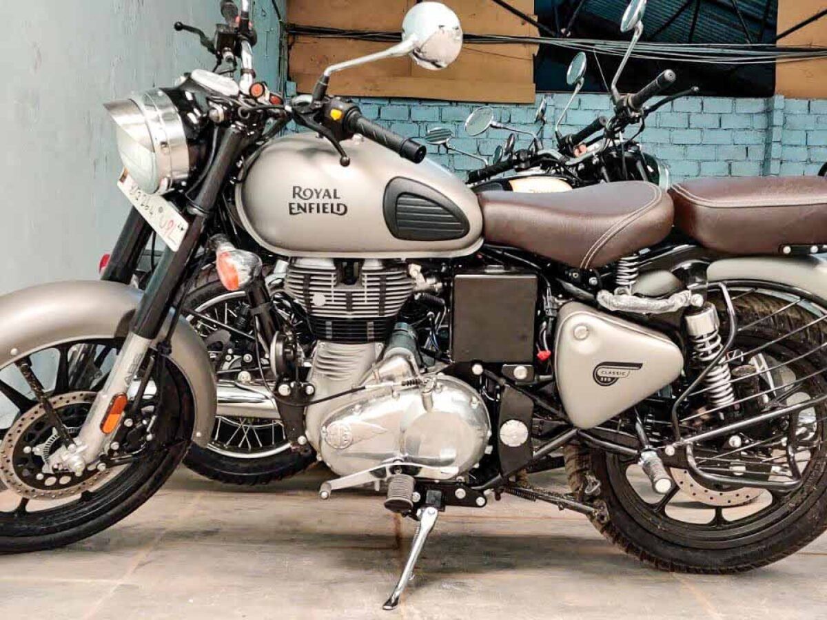 New bullet 350 price on online road