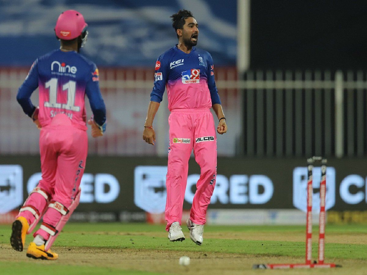 RR vs CSK: राजस्थान रॉयल्स ने जीत के साथ किया आगाज, रनों के 'अंबार' से दबी चेन्नई सुपर किंग्स