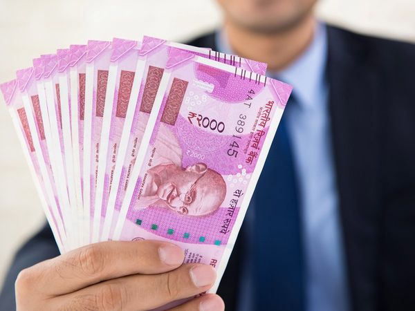 Do not keep family in dark about your bank balance and assets, otherwise there will be many problems