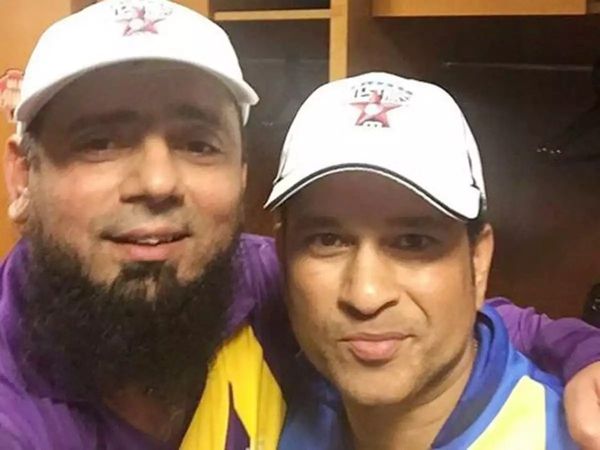 Saqlain Mushtaq and Sachin Tendulkar