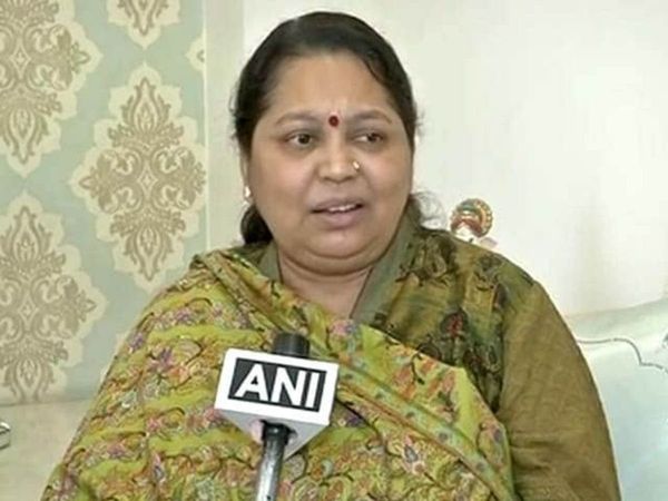 sadhna gupta death, mulayam singh yadav, sp, gurugram